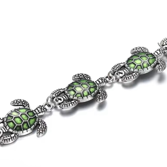 Sea Turtle Charm Bracelet - Picture 2 of 6
